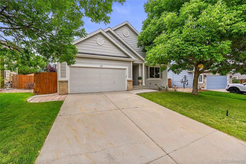275 Ponderosa St, Castle Rock, CO 80104