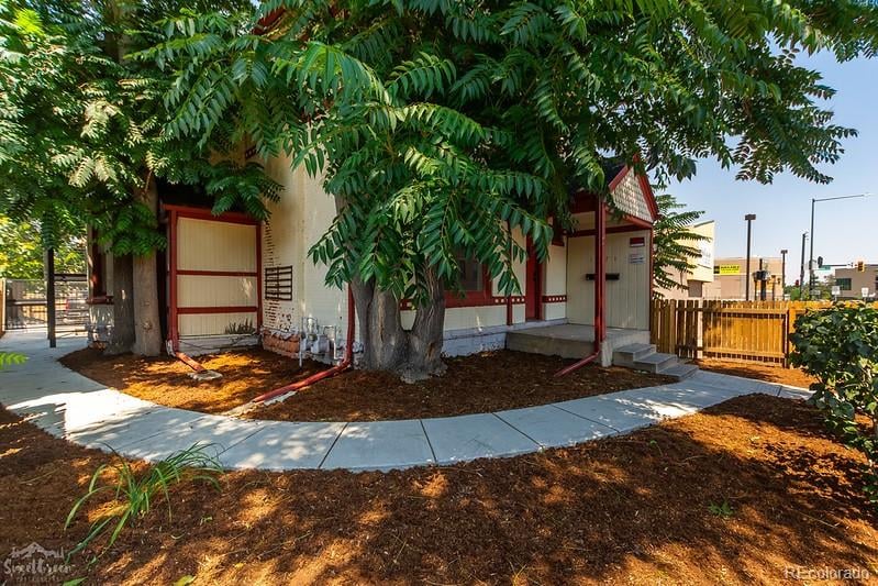 1471 Josephine St, Denver, CO 80206