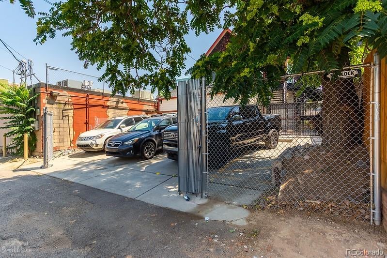 1471 Josephine St, Denver, CO 80206