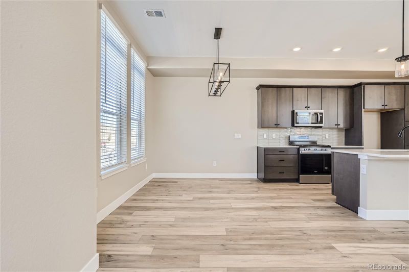15523 W Washburn Dr, Lakewood, CO 80228