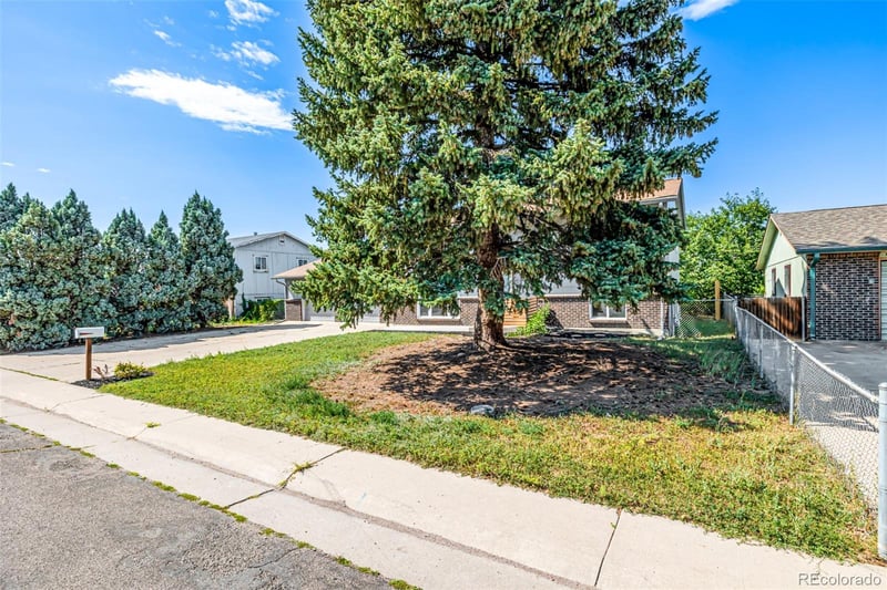 2221 E 84th Ave, Denver, CO 80229