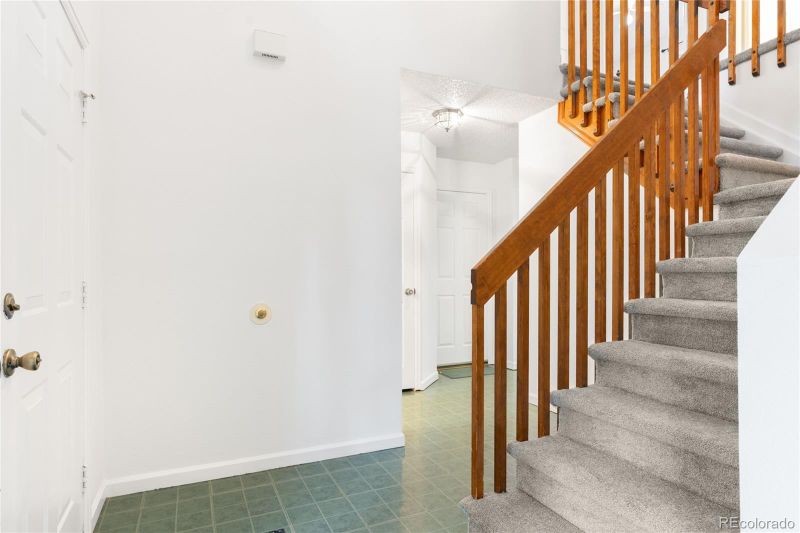 1320 Stonehaven Ave, Broomfield, CO 80020