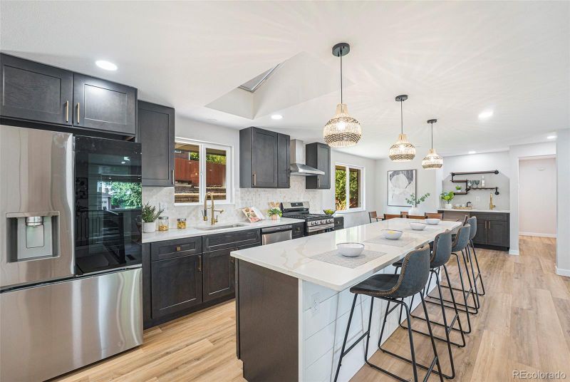 8296 W 71st Pl, Arvada, CO 80004
