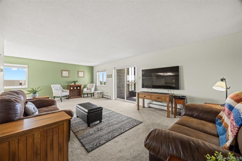 13902 E Marina Dr #602, Aurora, CO 80014