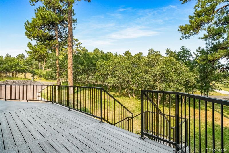 7596 Rollins Dr, Larkspur, CO 80118