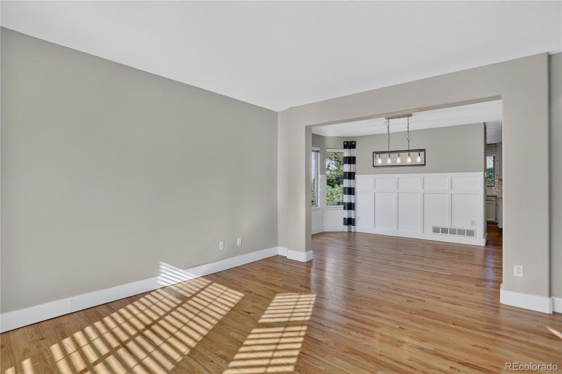 10155 Silver Maple Cir, Highlands Ranch, CO 80129