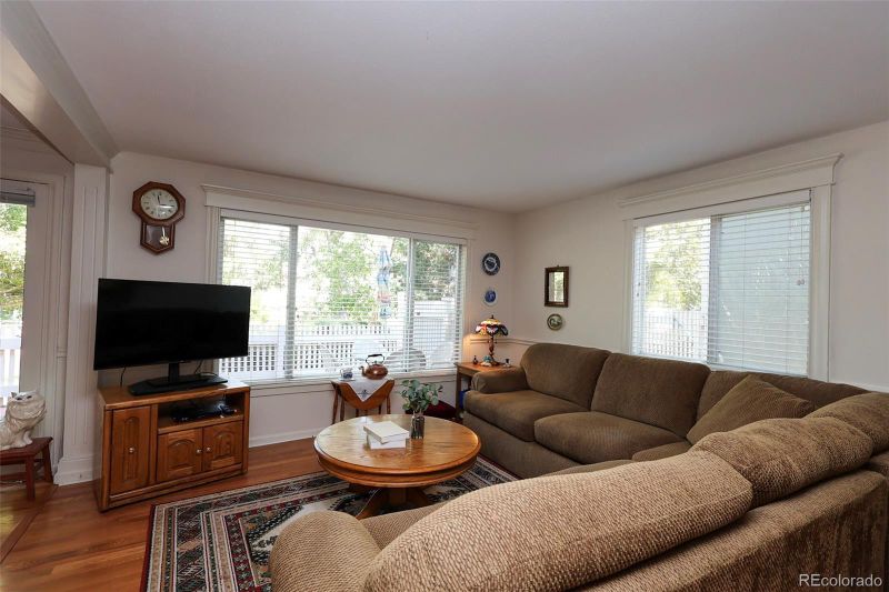 2834 S Kenton Ct, Aurora, CO 80014