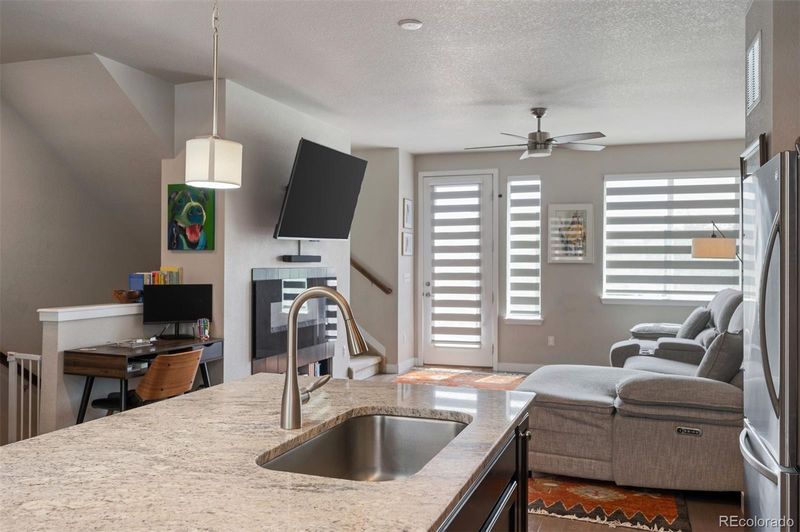 694 E Hinsdale Ave, Littleton, CO 80122