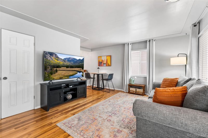 191 S Windsor Dr, Denver, CO 80219