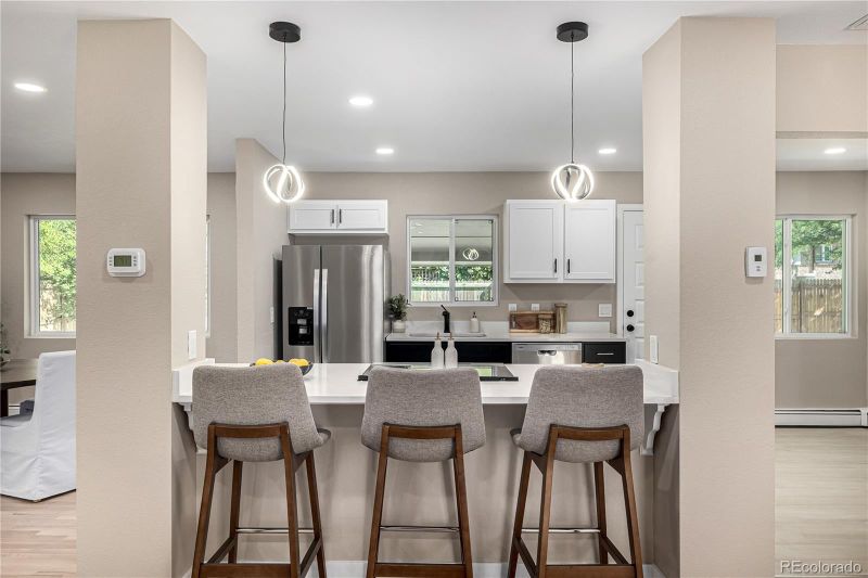 438 Oswego St, Aurora, CO 80010