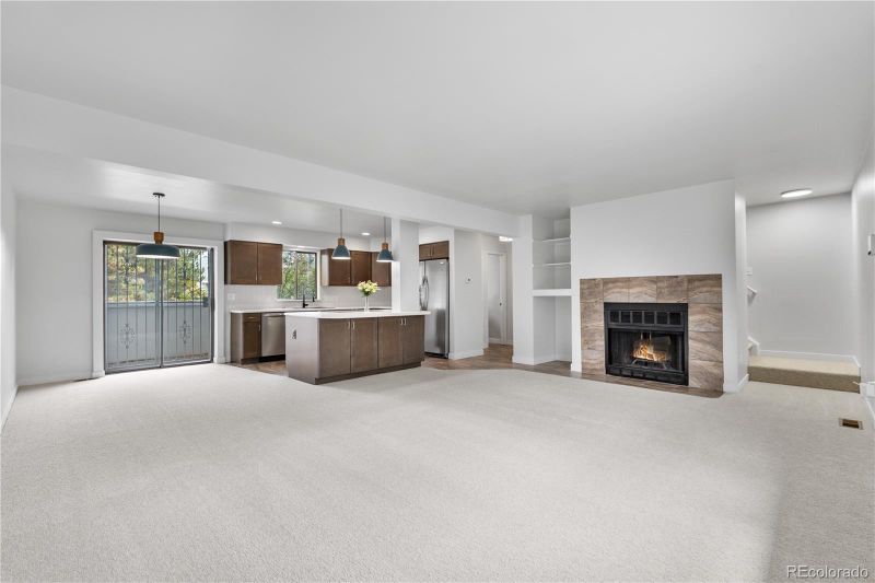223 S Nome St, Aurora, CO 80012