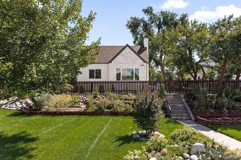 2658 N Steele St, Denver, CO 80205