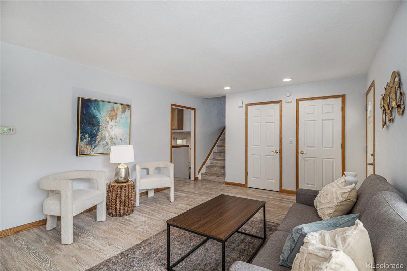 4922 E Davies Dr, Centennial, CO 80122