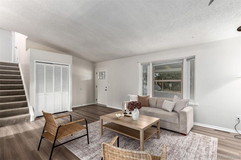 2407 Pratt St, Longmont, CO 80501
