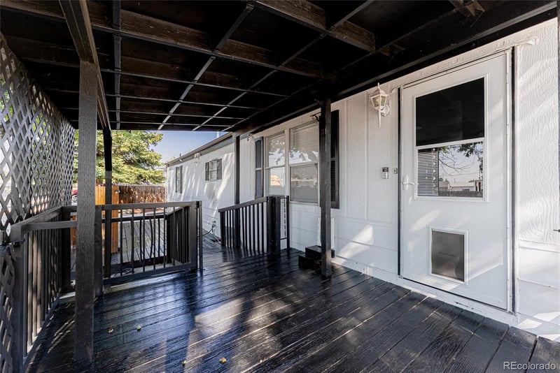 9007 Elm Ct, Denver, CO 80260