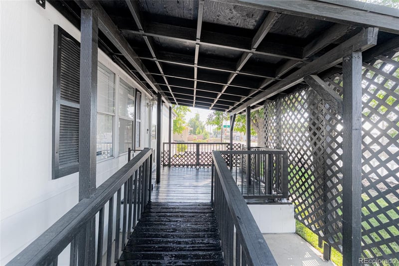 9007 Elm Ct, Denver, CO 80260