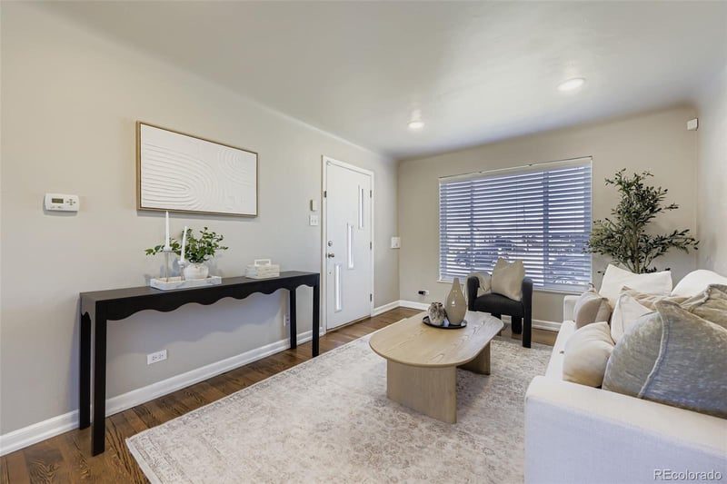 3040 Jasmine St, Denver, CO 80207
