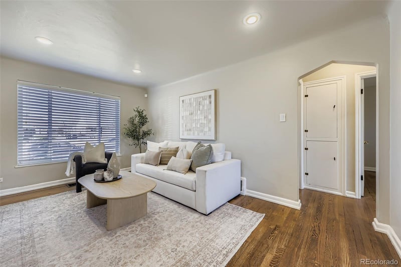 3040 Jasmine St, Denver, CO 80207