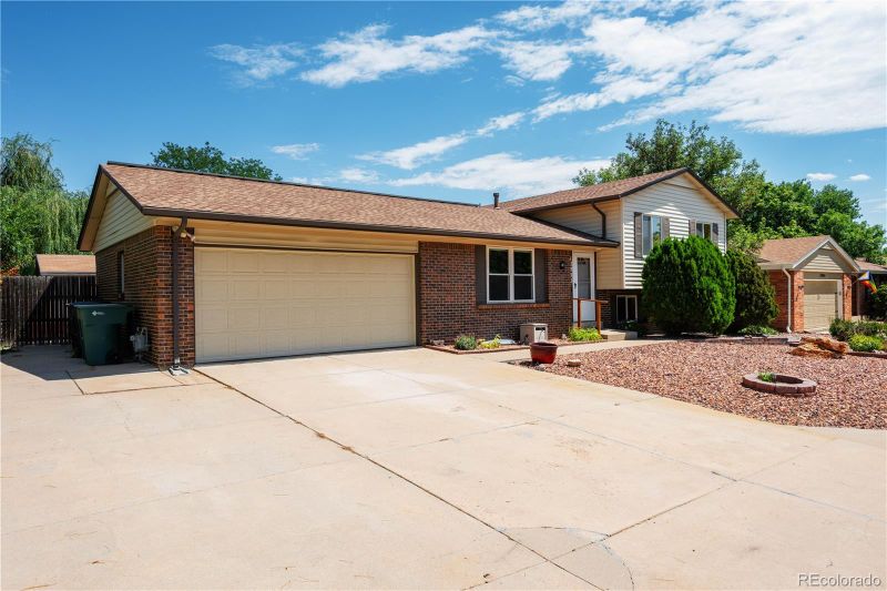 12830 Garfield Cir, Thornton, CO 80241