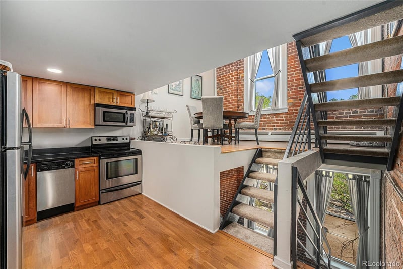 2193 Arapahoe St #6, Denver, CO 80205