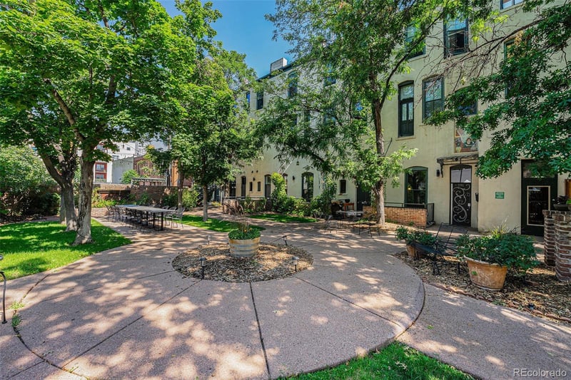 2193 Arapahoe St #6, Denver, CO 80205