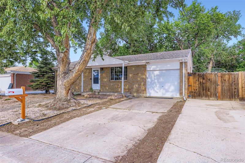 11840 Clarkson Ct, Northglenn, CO 80233