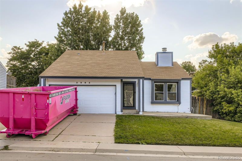 5995 S Taft Way, Littleton, CO 80127
