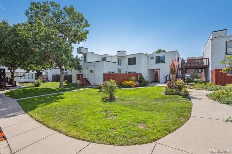 1315 Estes St #12B, Lakewood, CO 80215