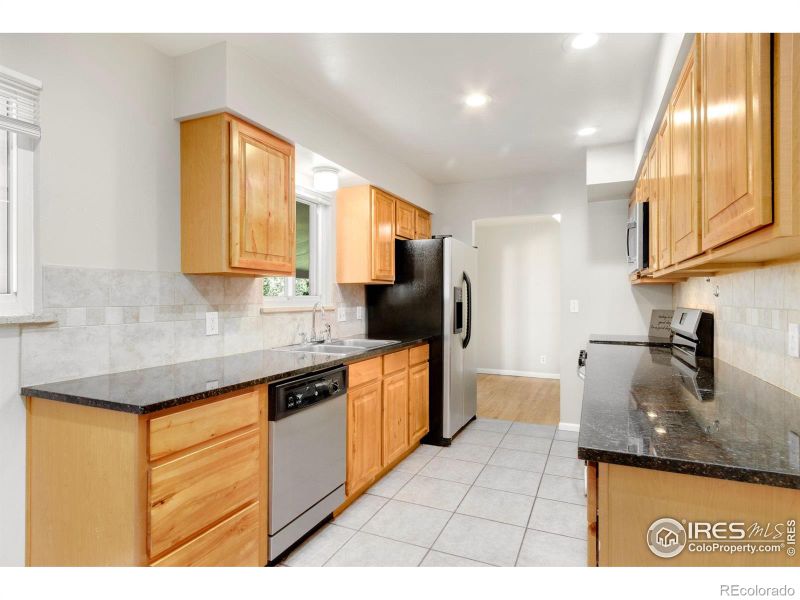 1317 Southridge Dr, Fort Collins, CO 80521