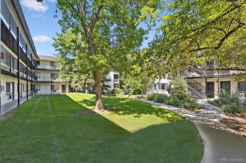 5875 E Iliff Ave #121, Denver, CO 80222