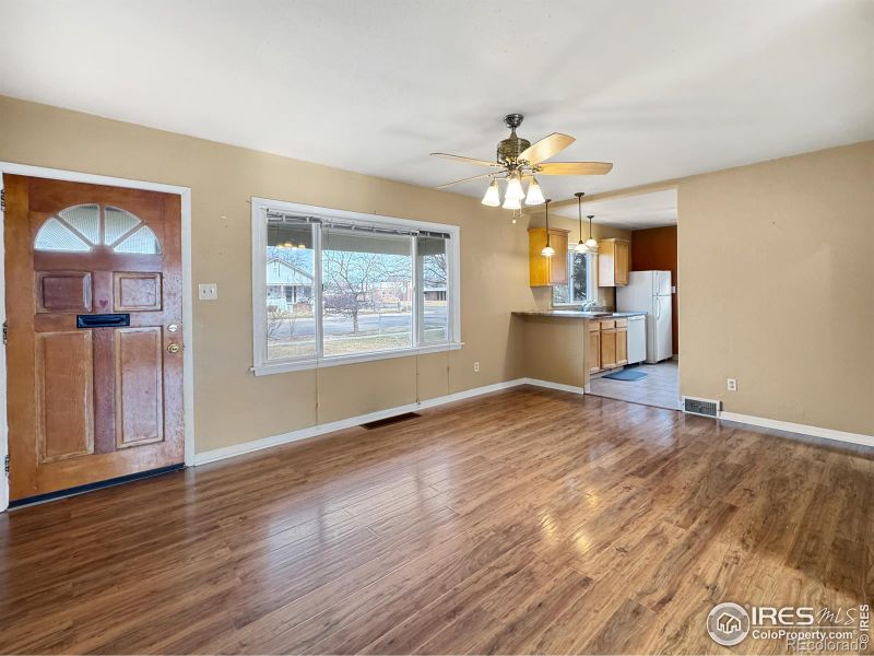 807 Columbine St, Sterling, CO 80751