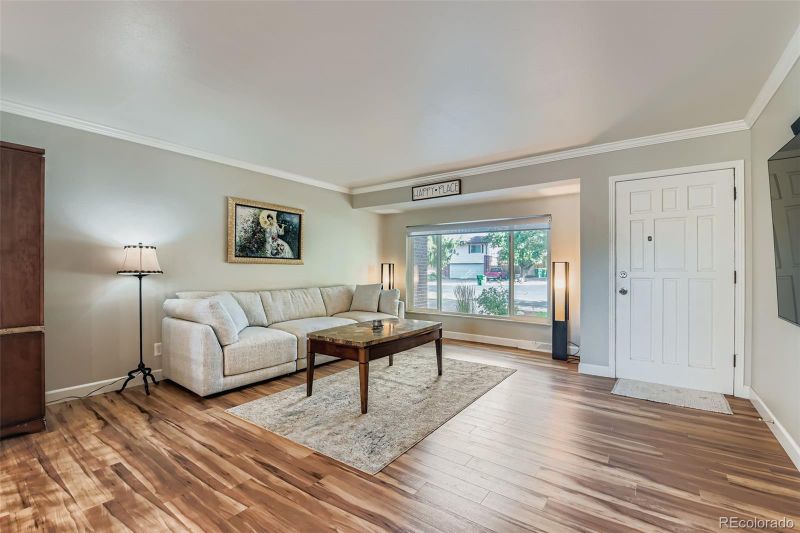 1814 S Zang Ct, Lakewood, CO 80228