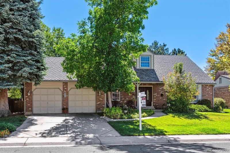 3756 E Phillips Cir, Centennial, CO 80122