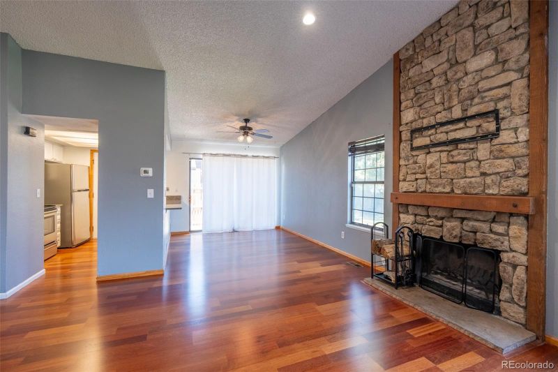 3820 S Evanston St, Aurora, CO 80014