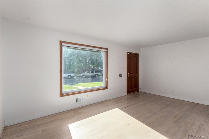 7010 Raritan St, Denver, CO 80221