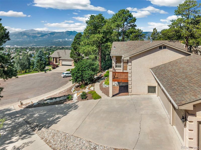 860 Timbertop Ct, Colorado Springs, CO 80921