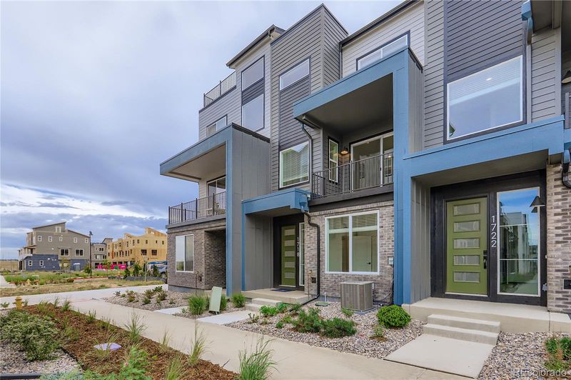 1718 Peak Loop, Broomfield, CO 80023