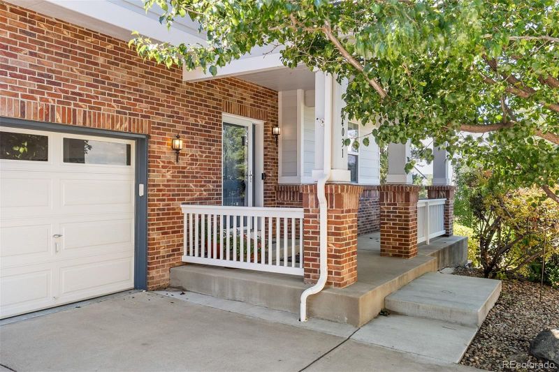 24031 E Hawaii Pl, Aurora, CO 80018
