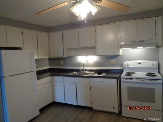 1300 S Parker Rd #111, Denver, CO 80231