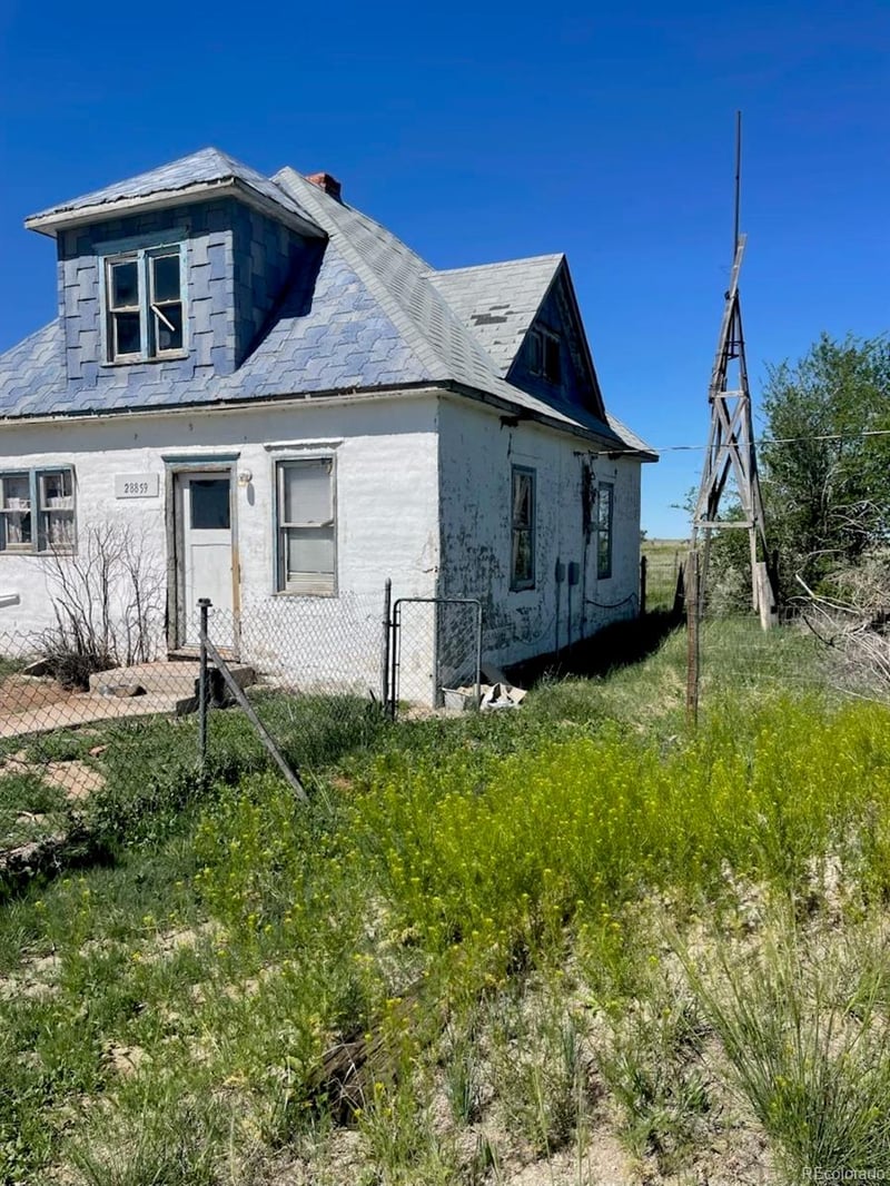 28859 Leeland St, Karval, CO 80823