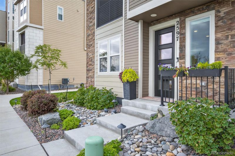 2597 Channel Dr, Highlands Ranch, CO 80129