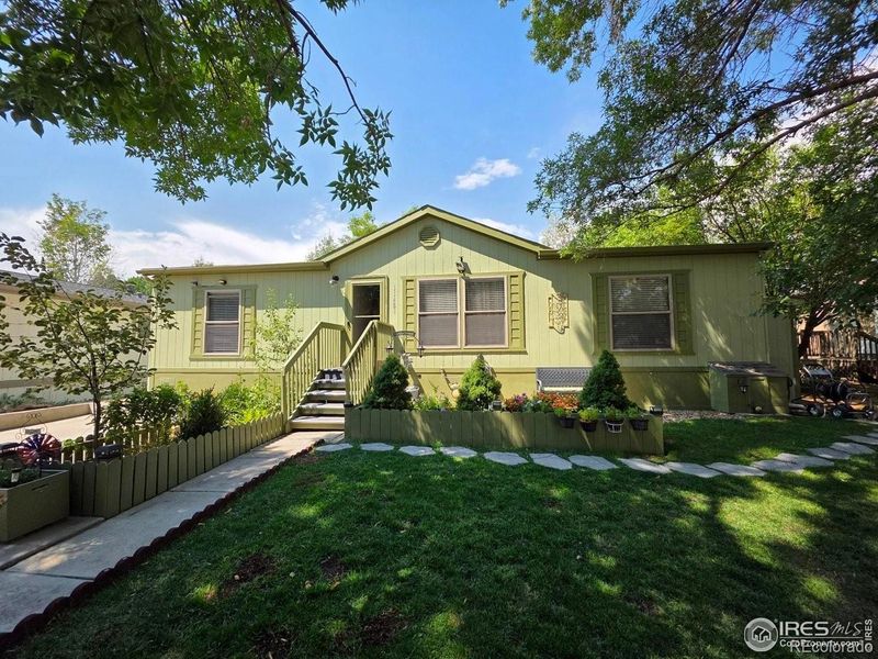 11481 Hot Springs, Longmont, CO 80504