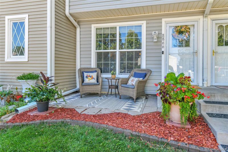 8866 W Dartmouth Pl, Lakewood, CO 80227