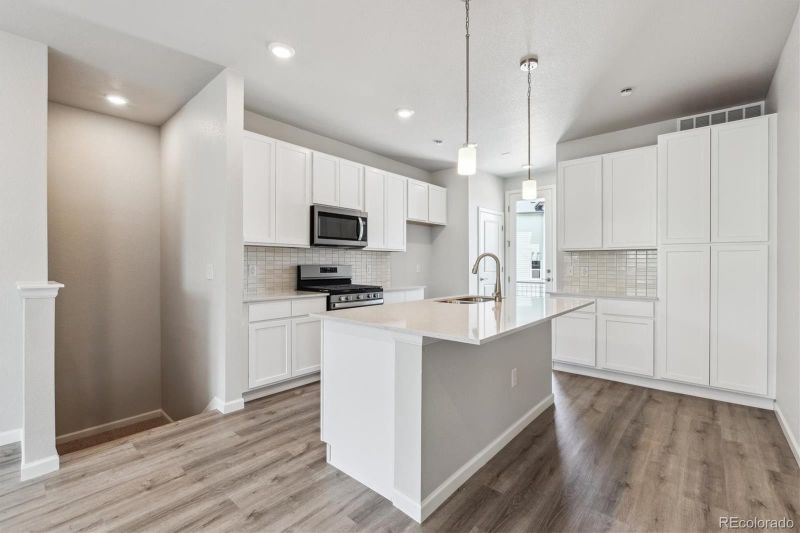 441 Interlocken Blvd #106, Broomfield, CO 80021