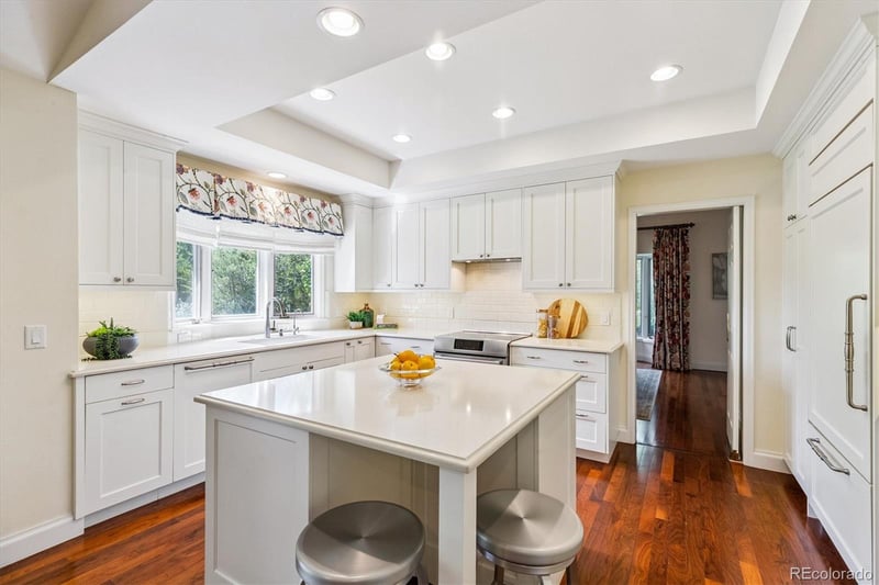 2552 E Alameda Ave #33, Denver, CO 80209