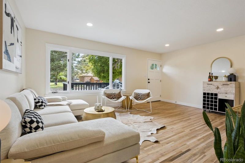 8977 W 56th Pl, Arvada, CO 80002
