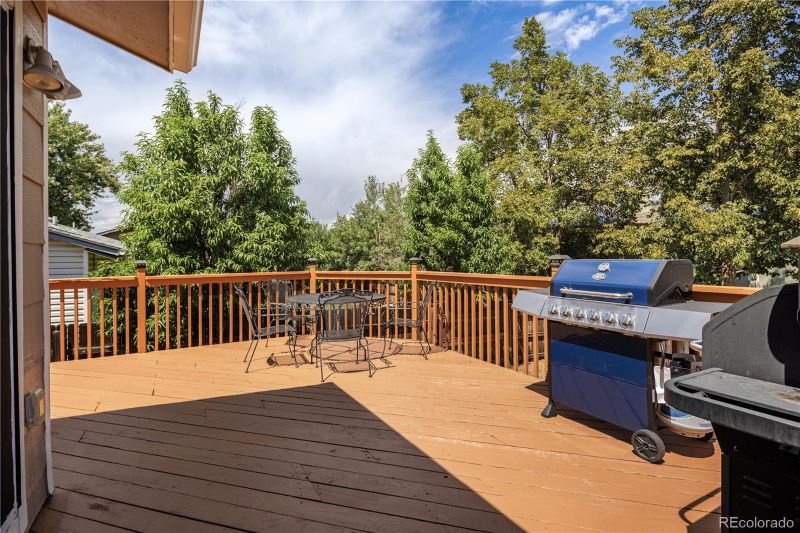 8795 W 86th Dr, Arvada, CO 80005