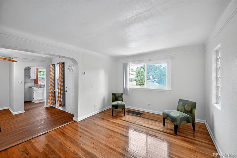 1124 S Perry St, Denver, CO 80219