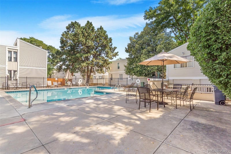 1050 S Monaco Pw #23, Denver, CO 80224