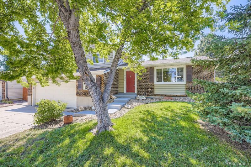 9526 W Walker Pl, Littleton, CO 80123